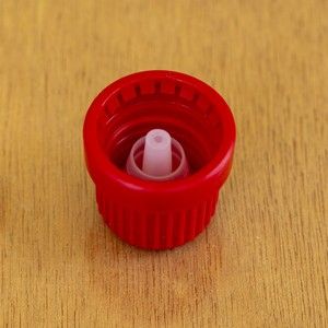 Kapací uzávěr pro ředění, červený