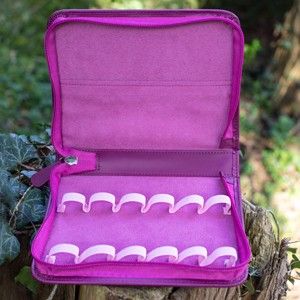 Pouzdro s dvanácti poutky, pro lékovky (lahvičky) 10g nebo 10ml 